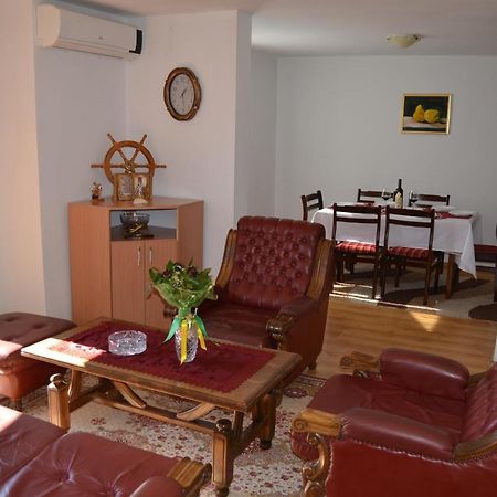 Apartments Dobrisa Kotor Kültér fotó