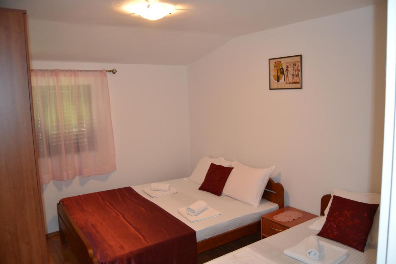 Apartments Dobrisa Kotor Kültér fotó