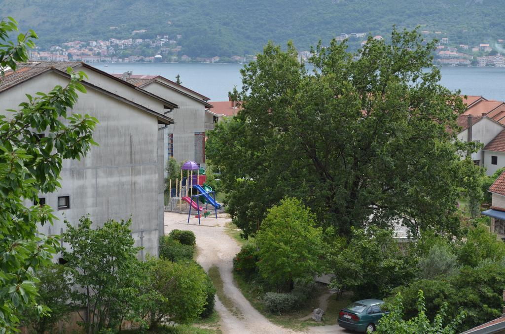 Apartments Dobrisa Kotor Szoba fotó